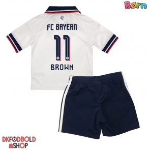 Bayern Munich Nathaniel Brown #11 Udebanesæt Børn 2026-27 Kort ærmer (+ korte bukser)